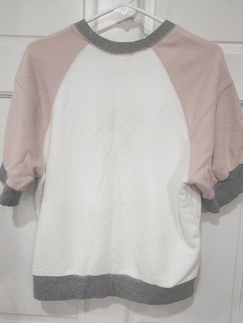 Evereve Sasha Raglan Ringer Blush, White & Gray Short Sleeve Sweatshirt - Picture 2 of 4